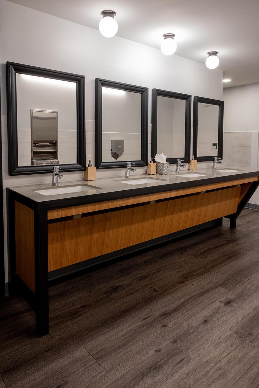 The Block Hotel & Commons Silverthorne Εξωτερικό φωτογραφία